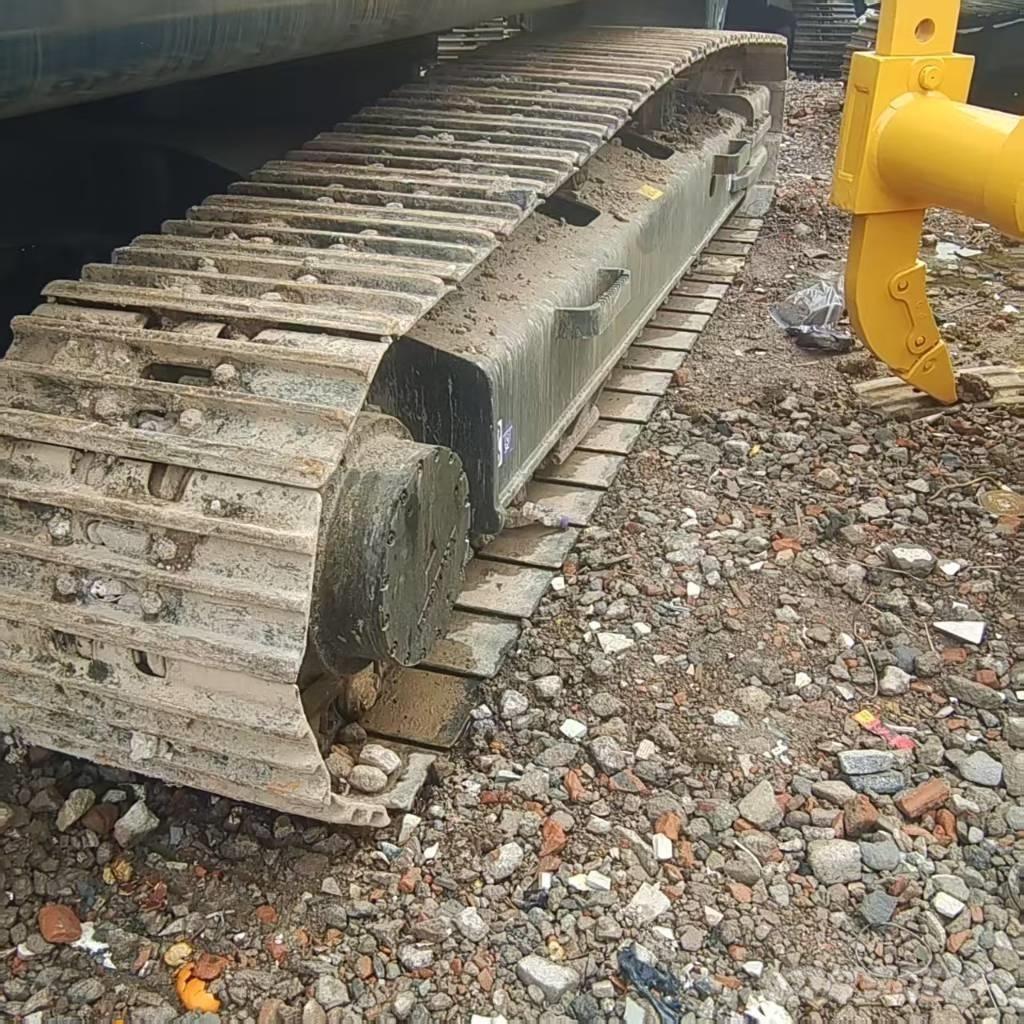 Hyundai 305LC-9T Crawler excavators