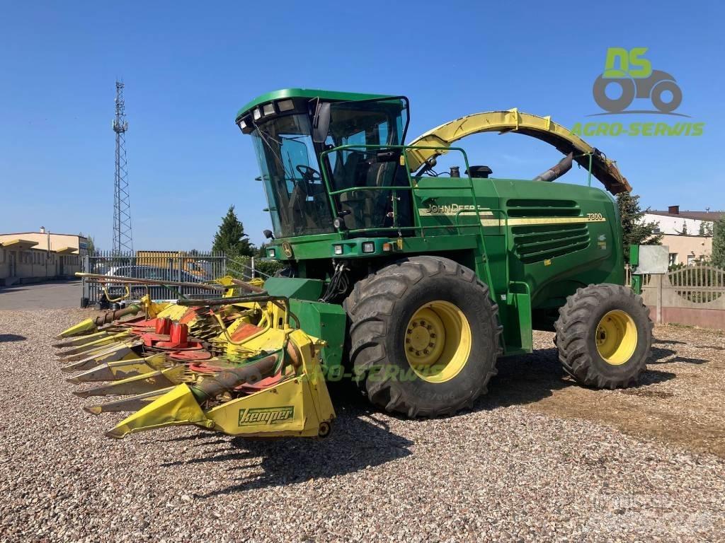John Deere 7300 Forage harvesters