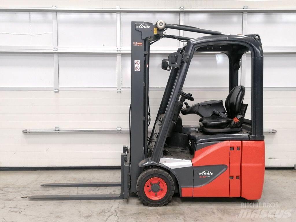 Linde E12-02 Electric forklift trucks