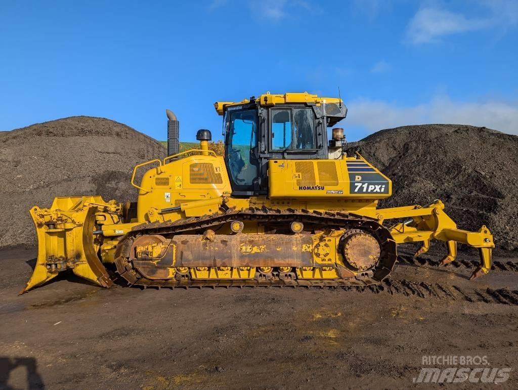 Komatsu D71PXi-24 Crawler dozers
