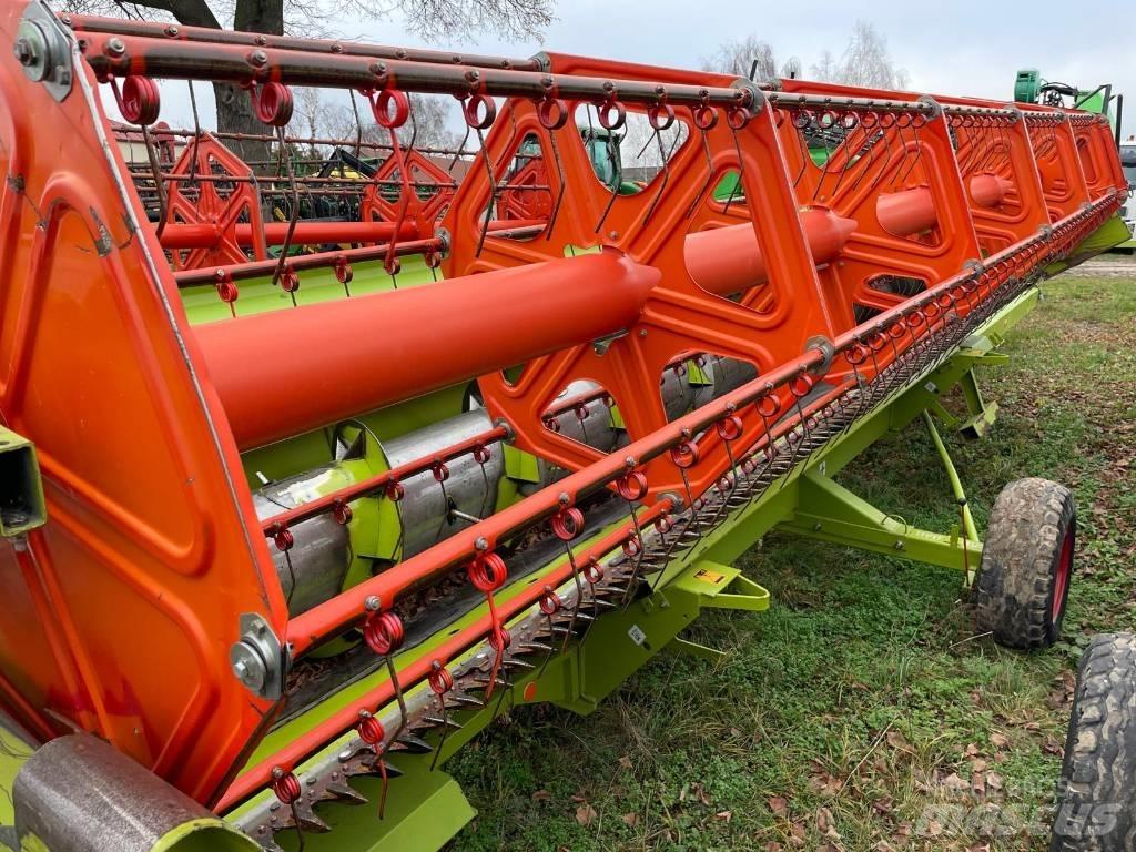 CLAAS Lexion 550 Combine harvesters