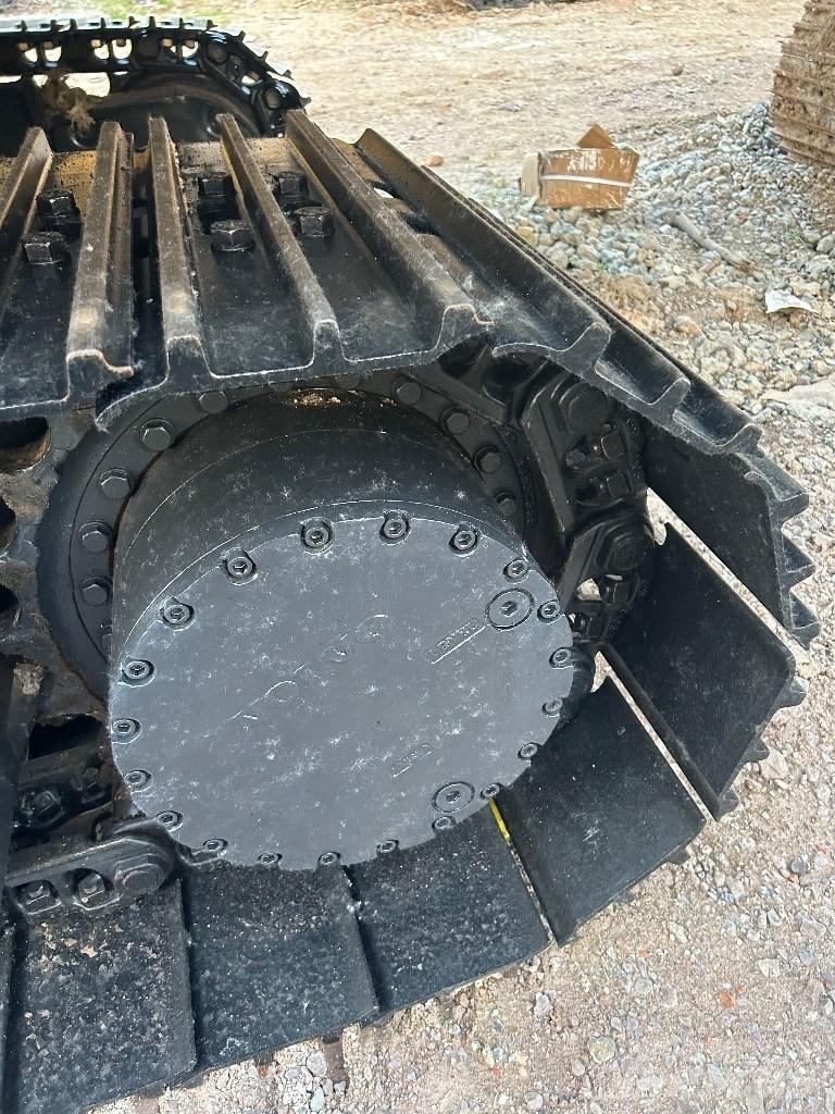 Volvo EC 210 Crawler excavators