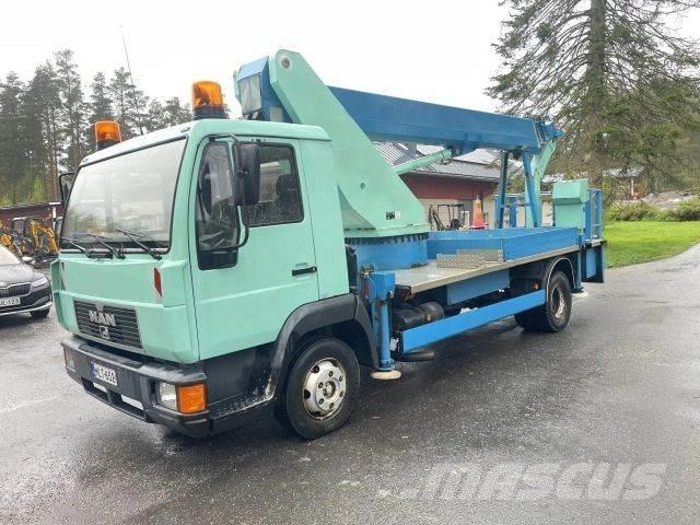 MAN L200 4x2-4300 Truck mounted platforms