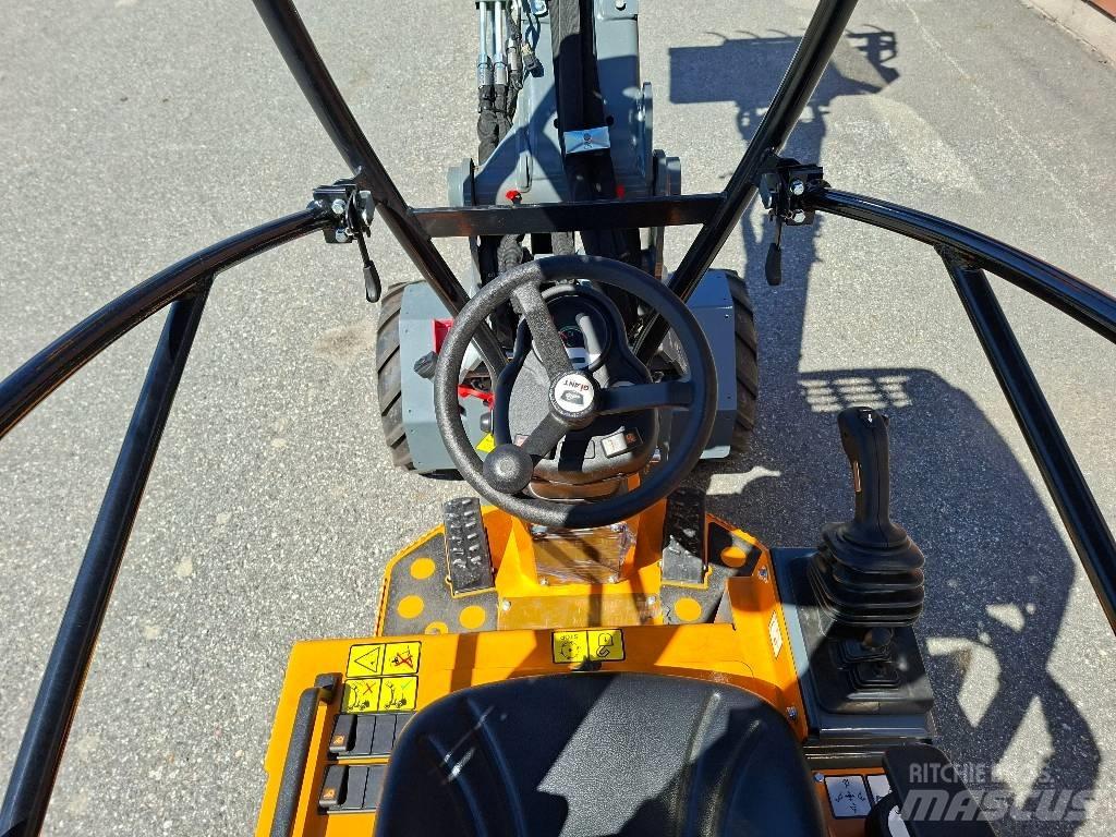 GiANT 1200 Tele Multi-purpose loaders