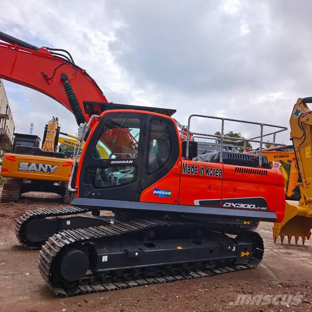Doosan DX 300LC-9C Crawler excavators