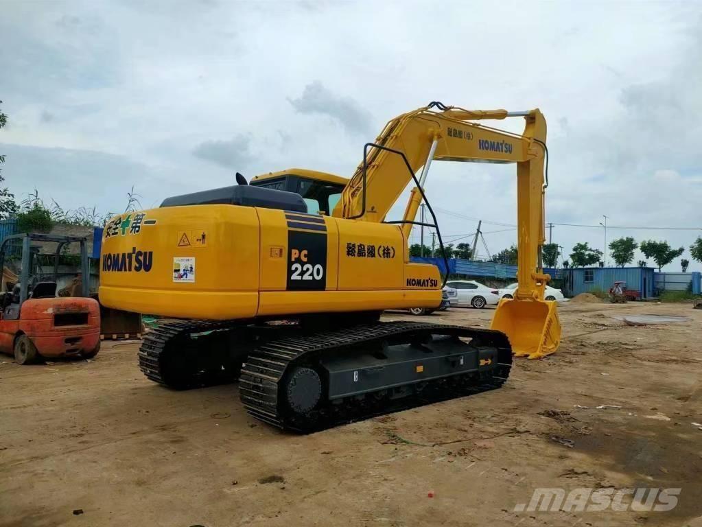 Komatsu PC 220-7 Crawler excavators