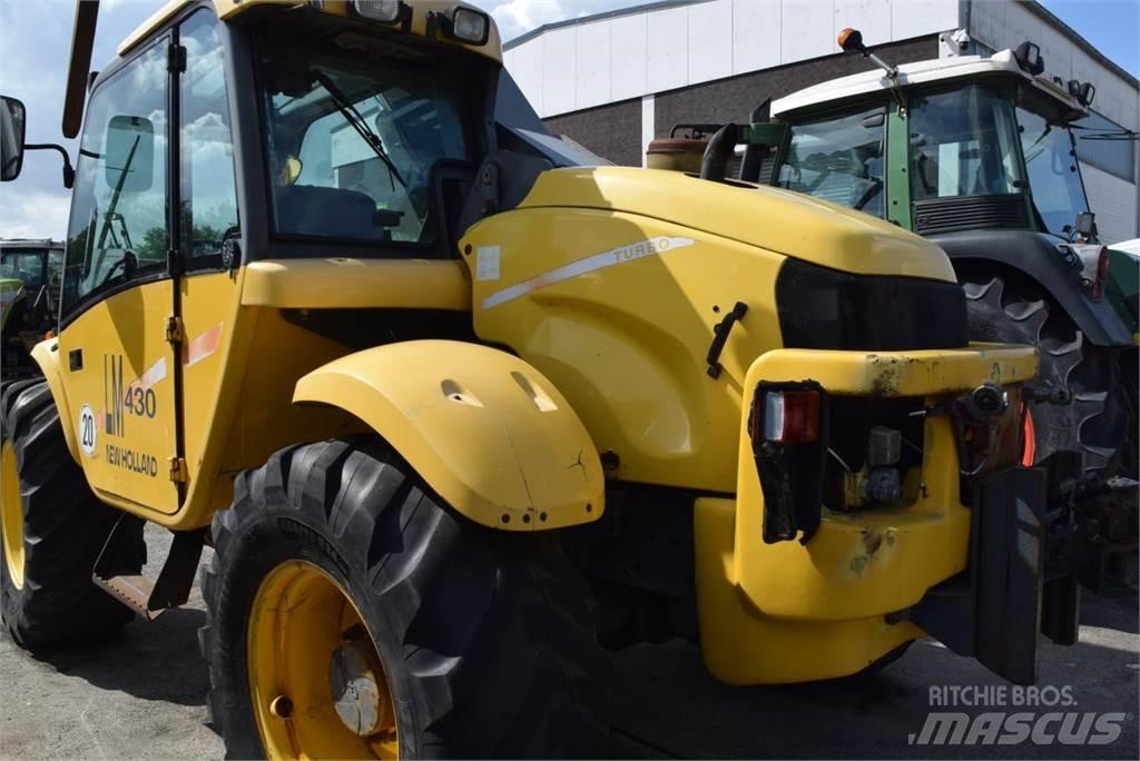 New Holland LM 430 Telescopic boom lifts