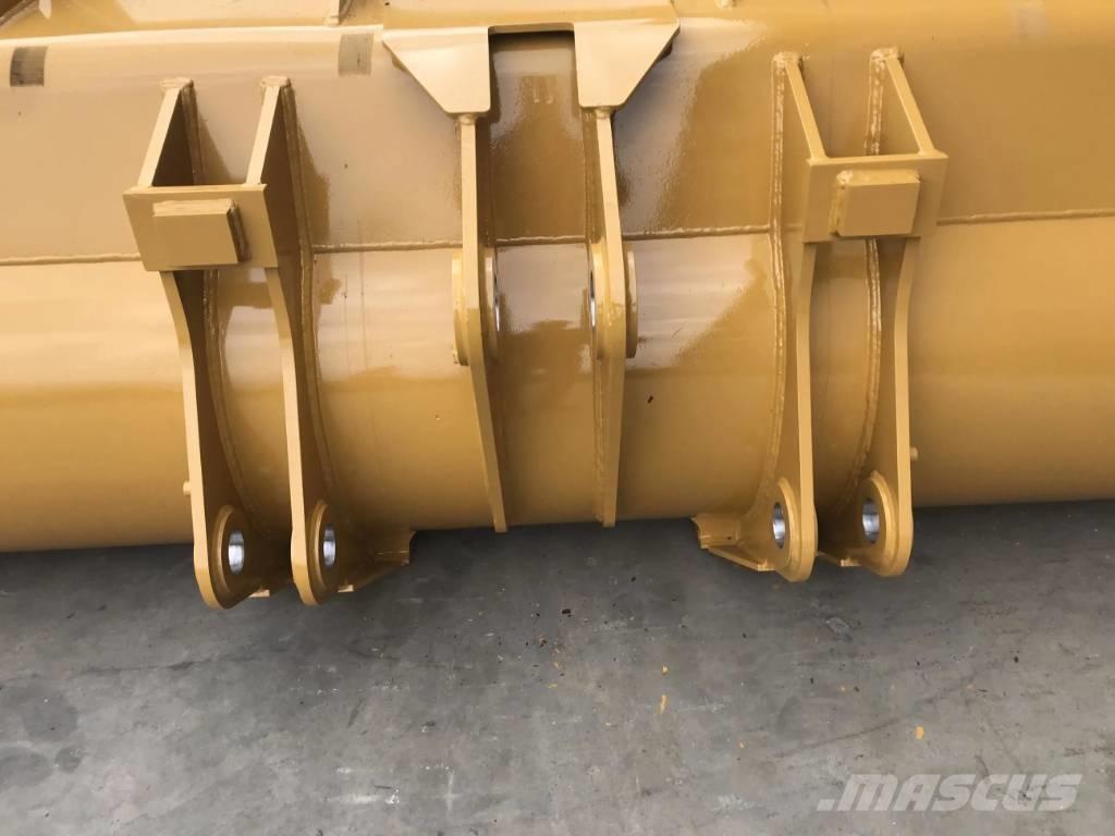 CAT 938M Buckets