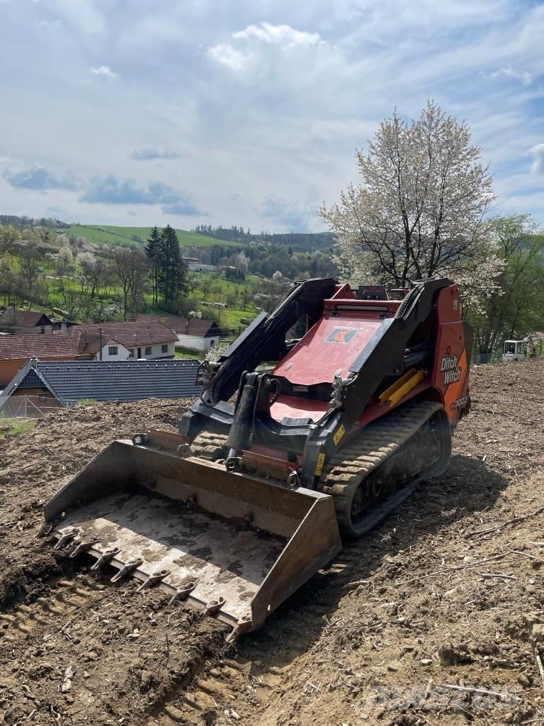 Ditch Witch SK 3000 Crawler loaders
