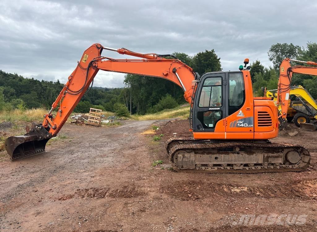 Doosan DX 140 LCR-3 Crawler excavators