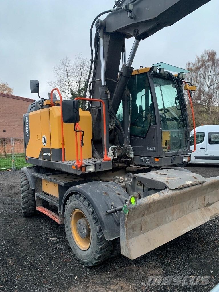 Volvo EWR 170 E Wheeled excavators