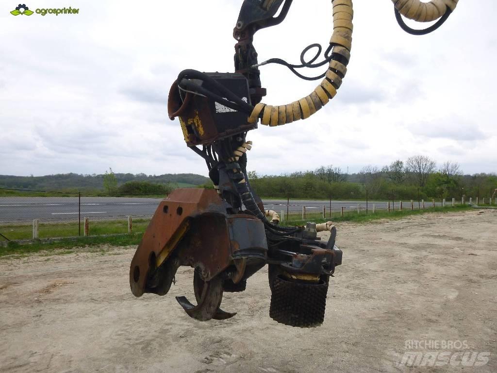 John Deere 1270 D Harvesters