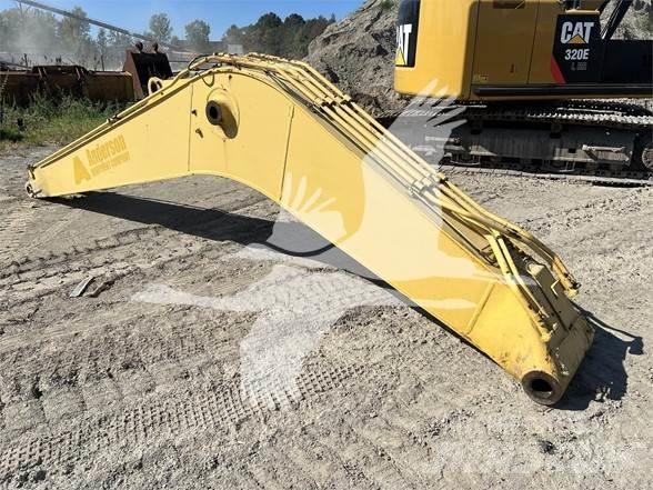 Komatsu PC200 Booms and arms