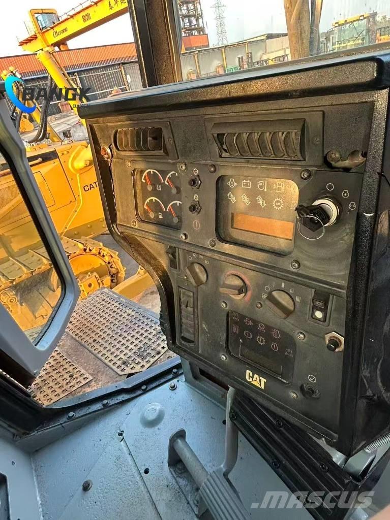 CAT D 6 R Crawler dozers