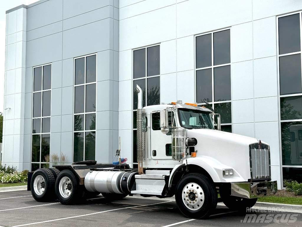 Kenworth T800 Prime Movers