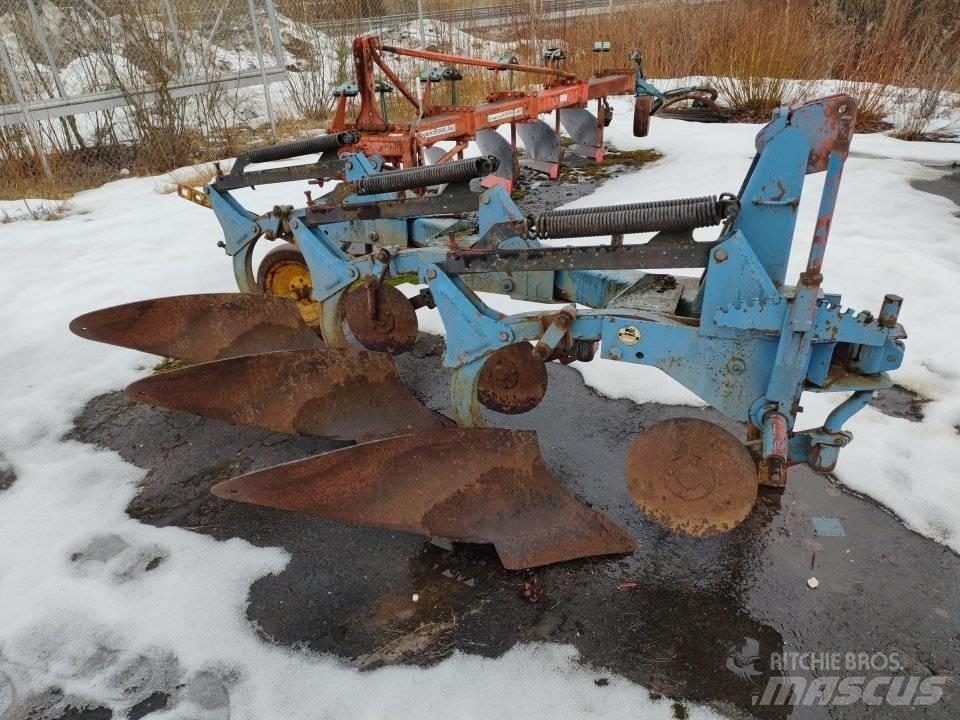 Överum 3-siipinen Ploughs