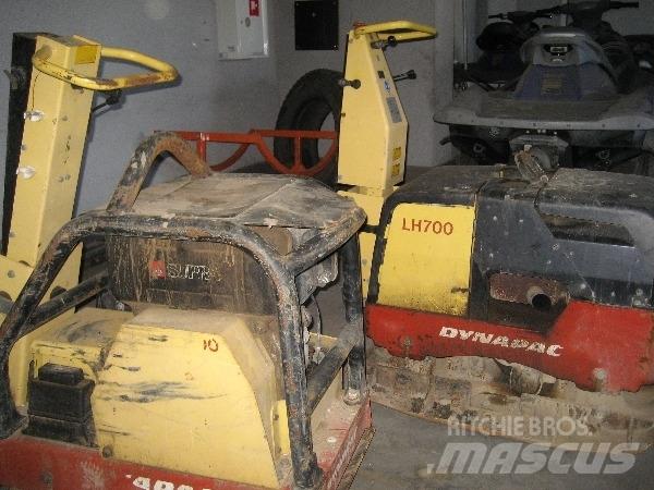 Dynapac LH700 Plate compactors