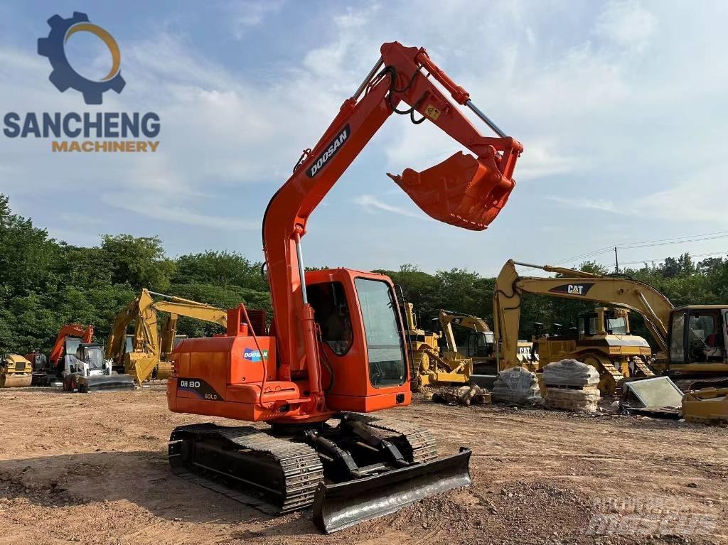 Doosan DH 80 Mini excavators  7t - 12t