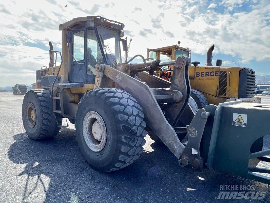 Komatsu WA 470-1 Wheel loaders