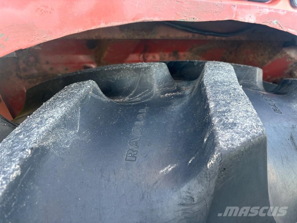 Fiat 100-90 DT Tractors