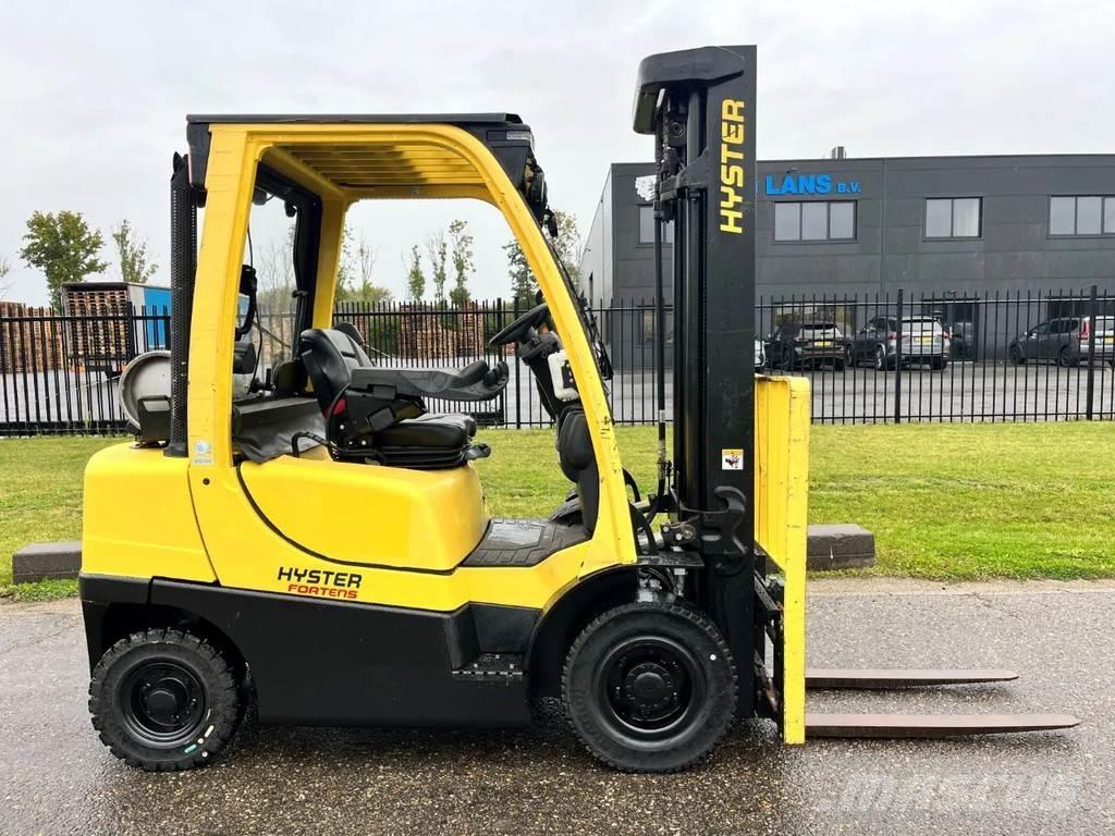 Hyster H2.5FT LPG trucks