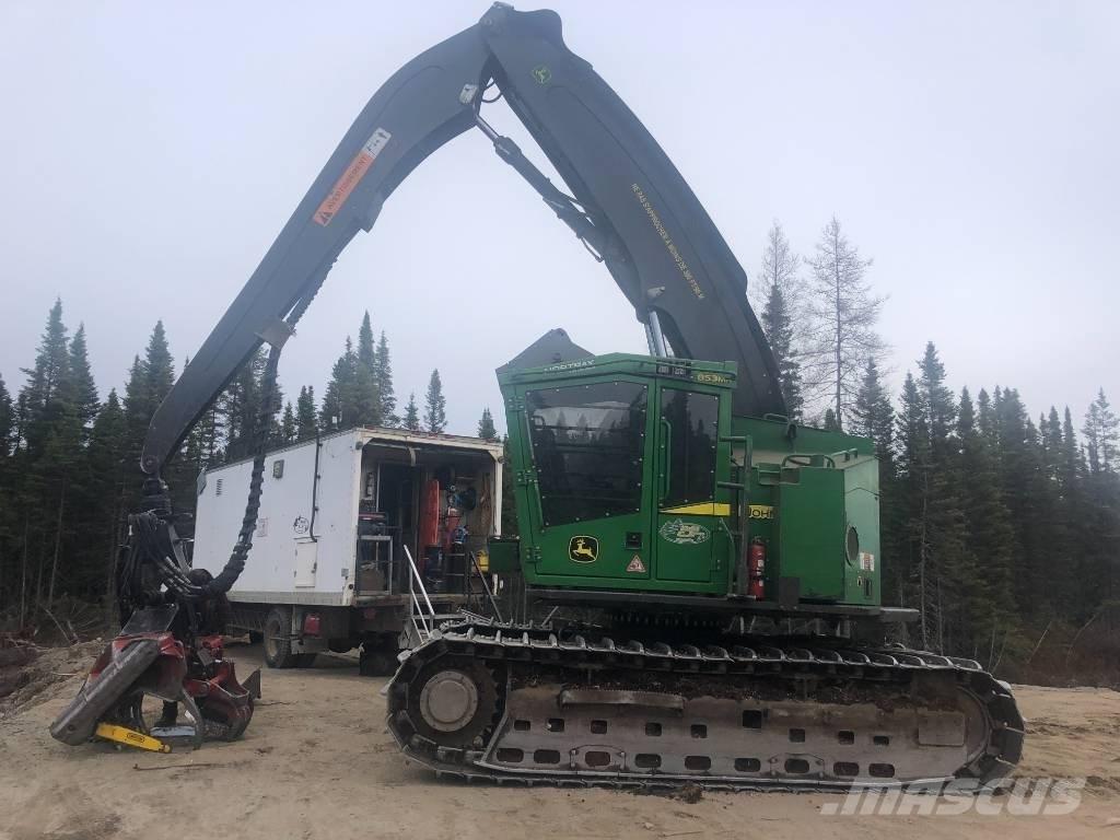 John Deere 853MH Harvesters