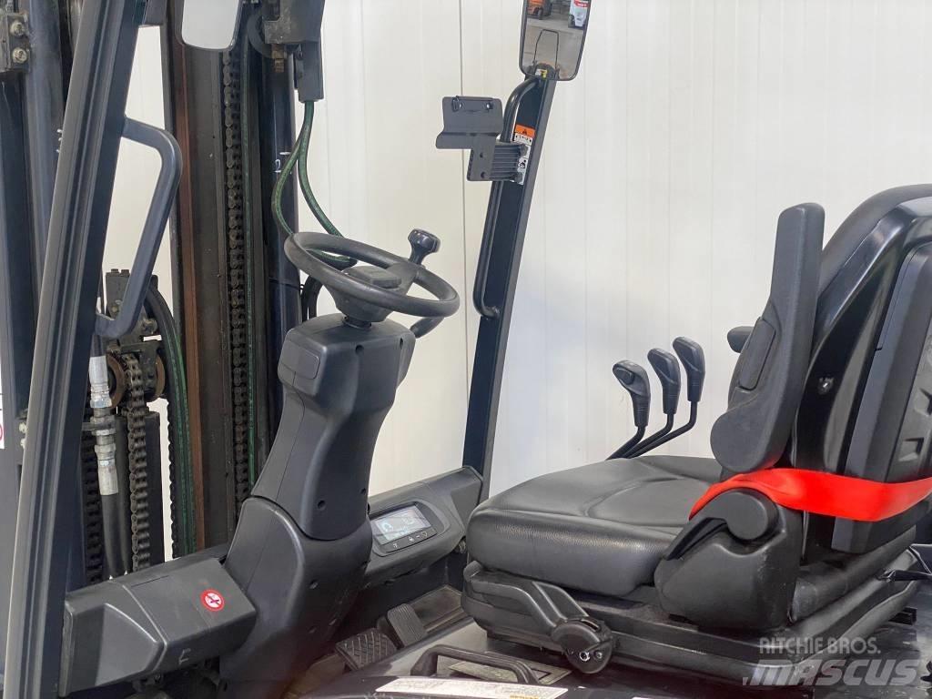 Doosan B30X-7 Electric forklift trucks
