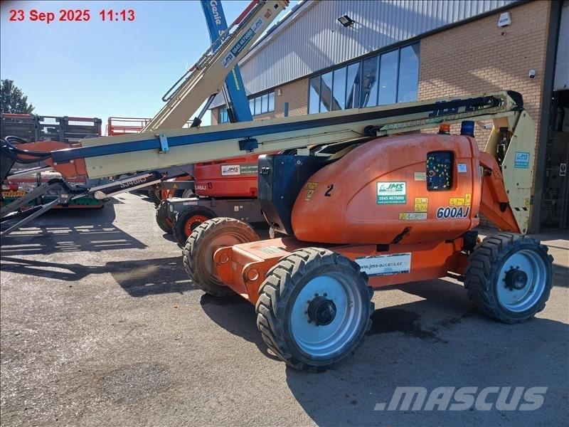 JLG 600 AJ Articulated boom lifts