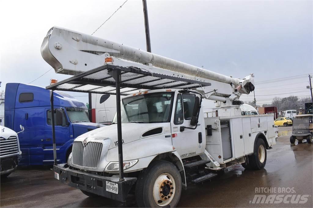 Altec AA55 Truck mounted platforms