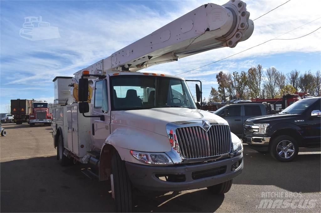 Altec AM55E Truck mounted platforms