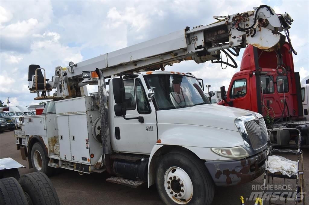 Altec DM45TR Truck mounted drill rig