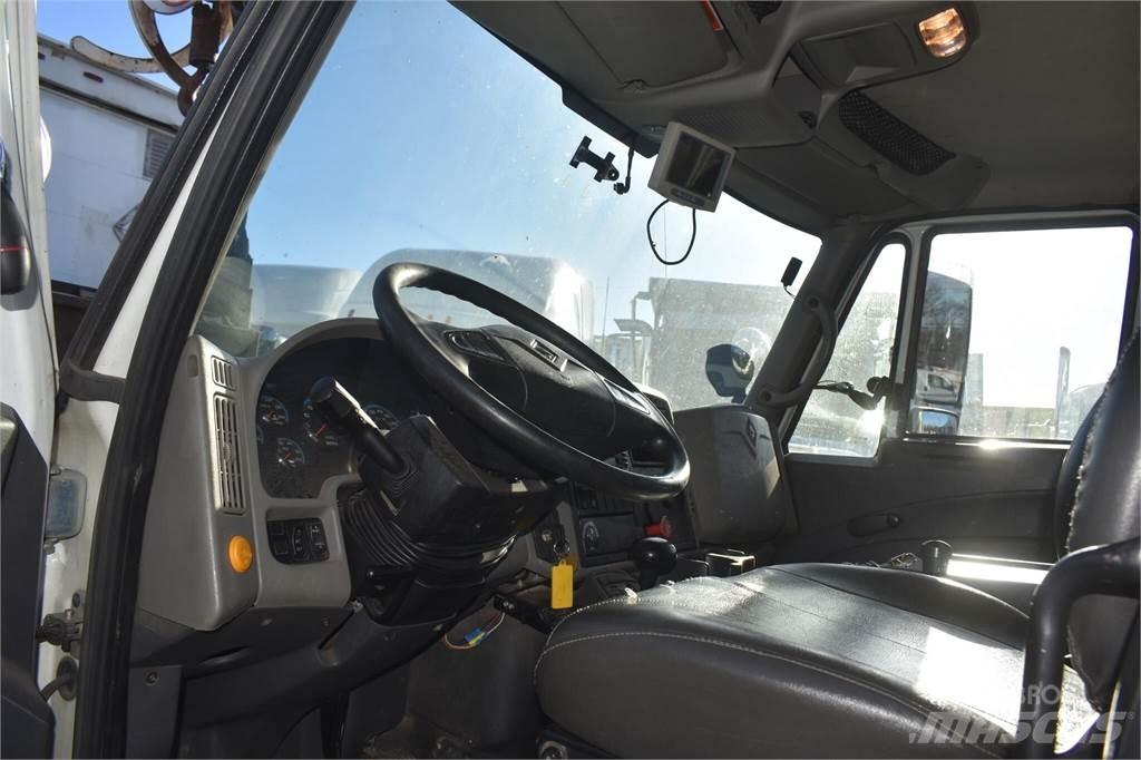 Altec DM47TR Truck mounted drill rig