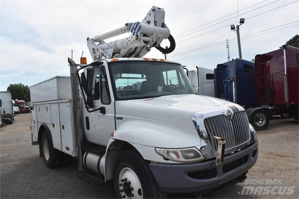 Altec TA40 Truck mounted platforms