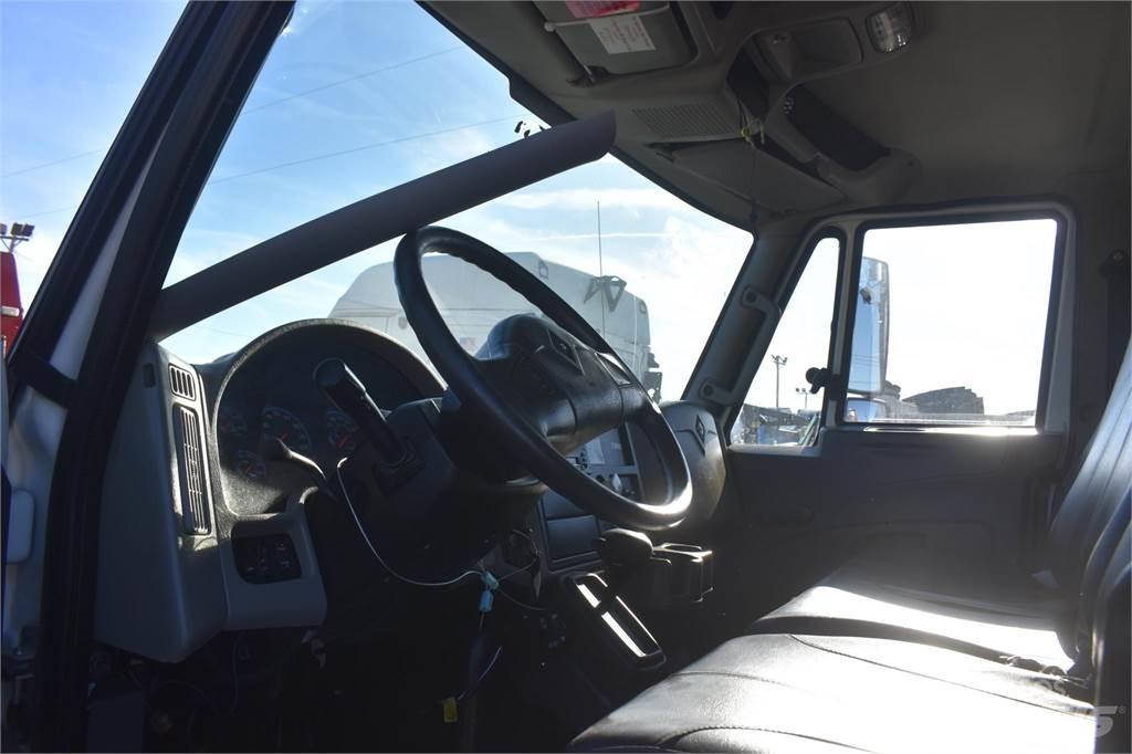 Altec TA41M Truck mounted platforms