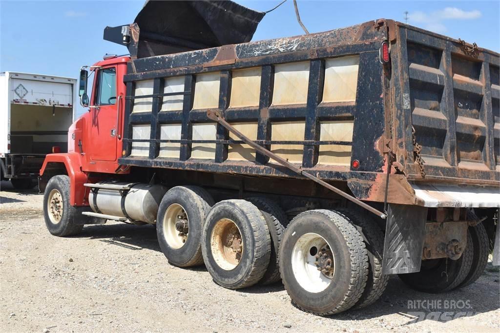 Autocar DC10364B Tipper trucks