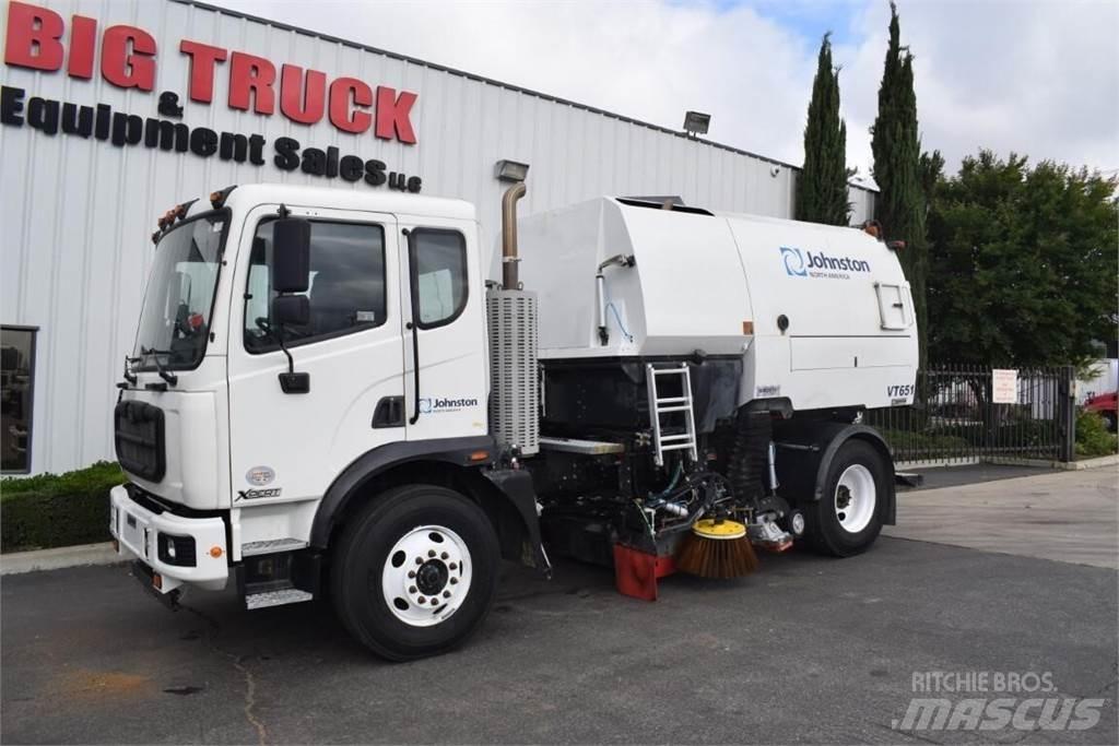 Autocar XPERT ACMD Sweeper trucks