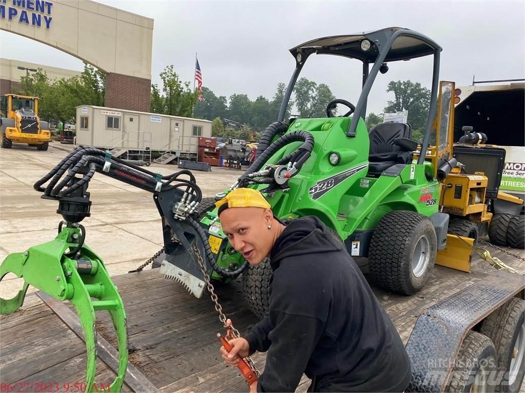 Avant 528 Wheel loaders