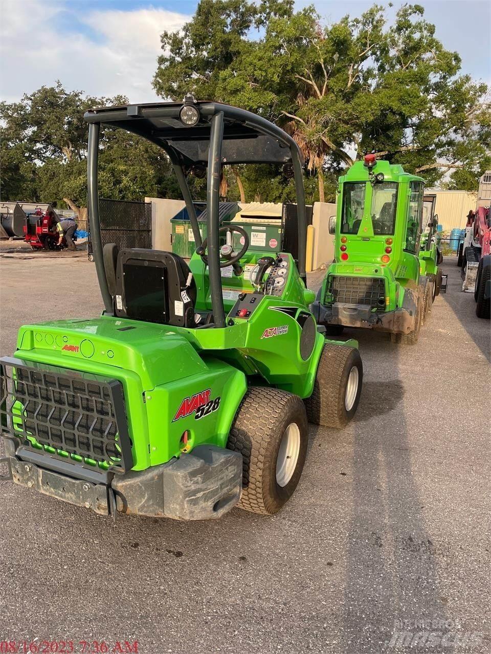 Avant 528 Wheel loaders