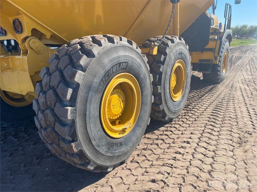 Bell B30E Articulated Haulers
