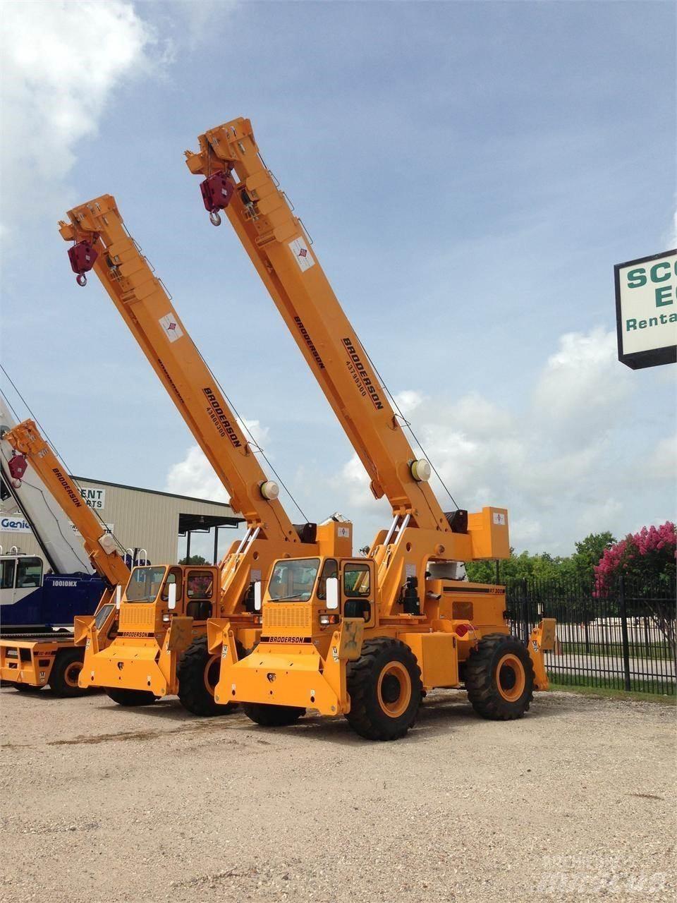 Broderson RT300 Rough terrain cranes