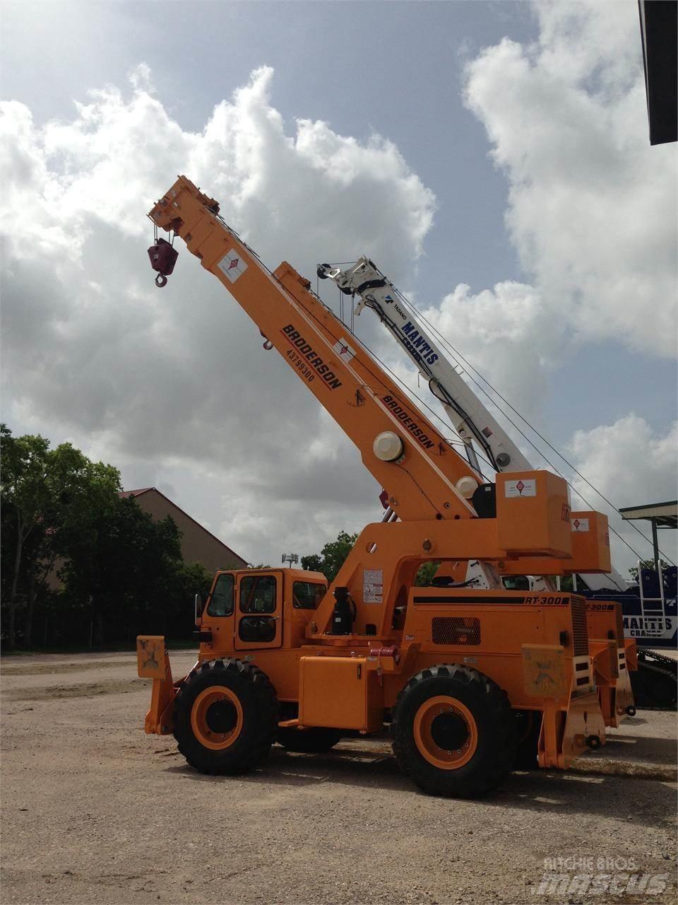 Broderson RT300 Rough terrain cranes