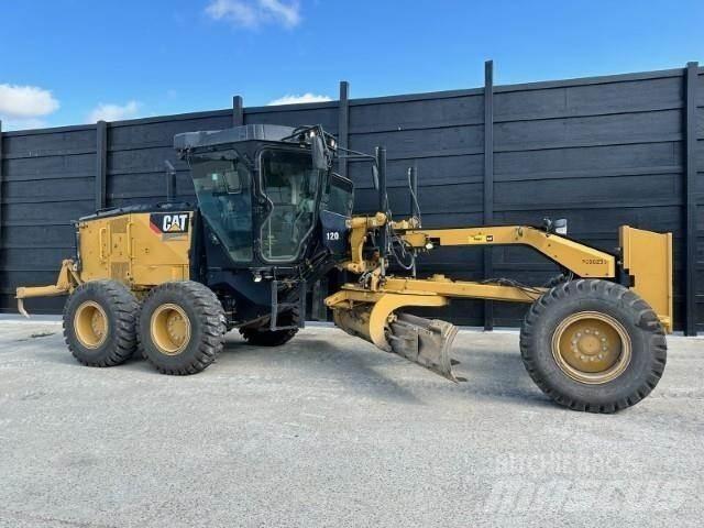 CAT 120 Graders