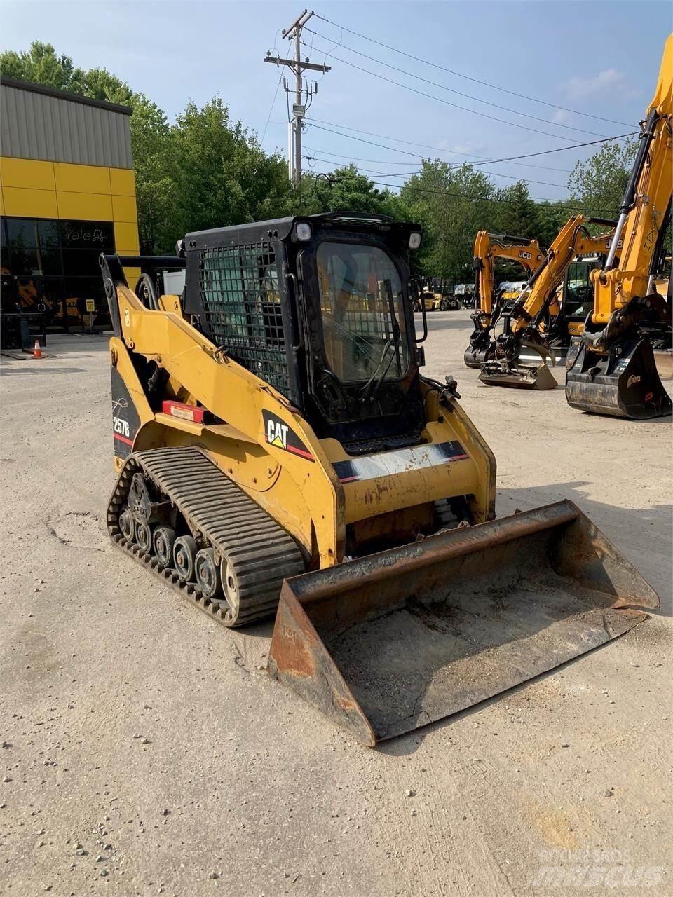 CAT 257 Skid steer loaders