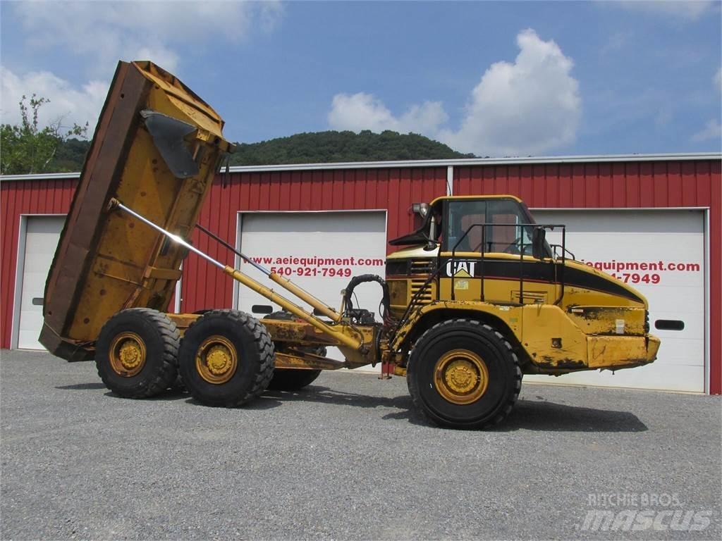 CAT 725 Articulated Haulers