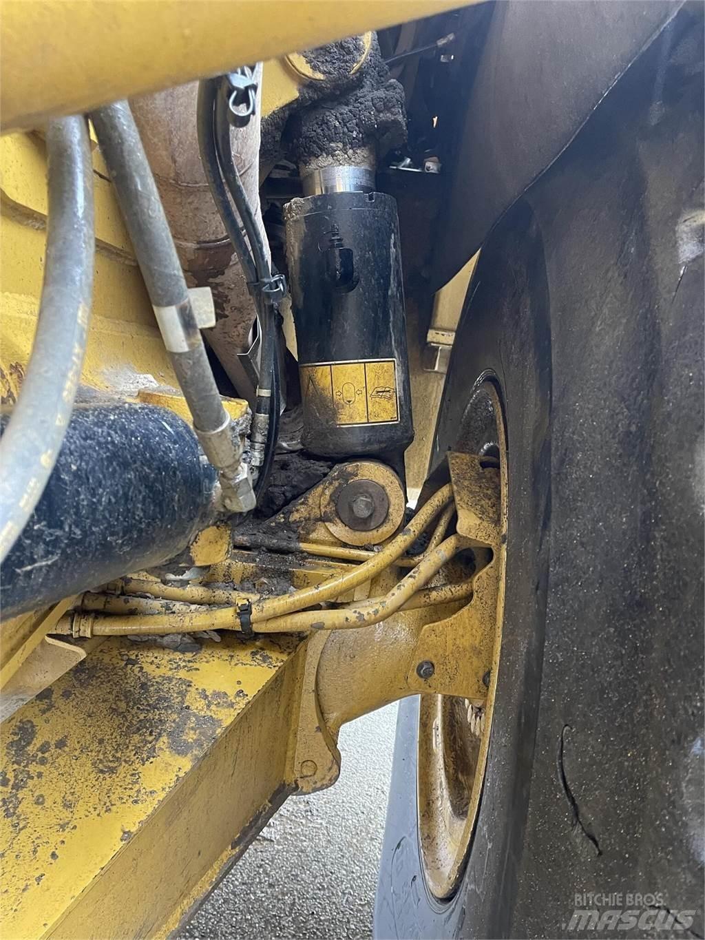CAT 745C Articulated Haulers