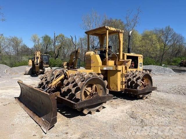 CAT 815 Waste compactors