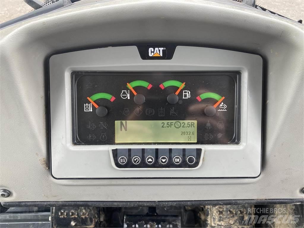 CAT 963K Crawler loaders