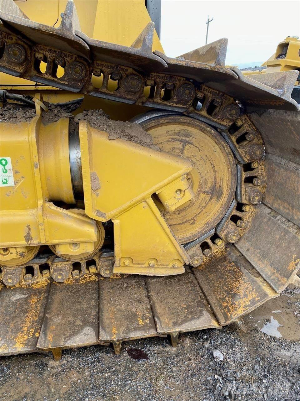 CAT D5 LGP Crawler dozers