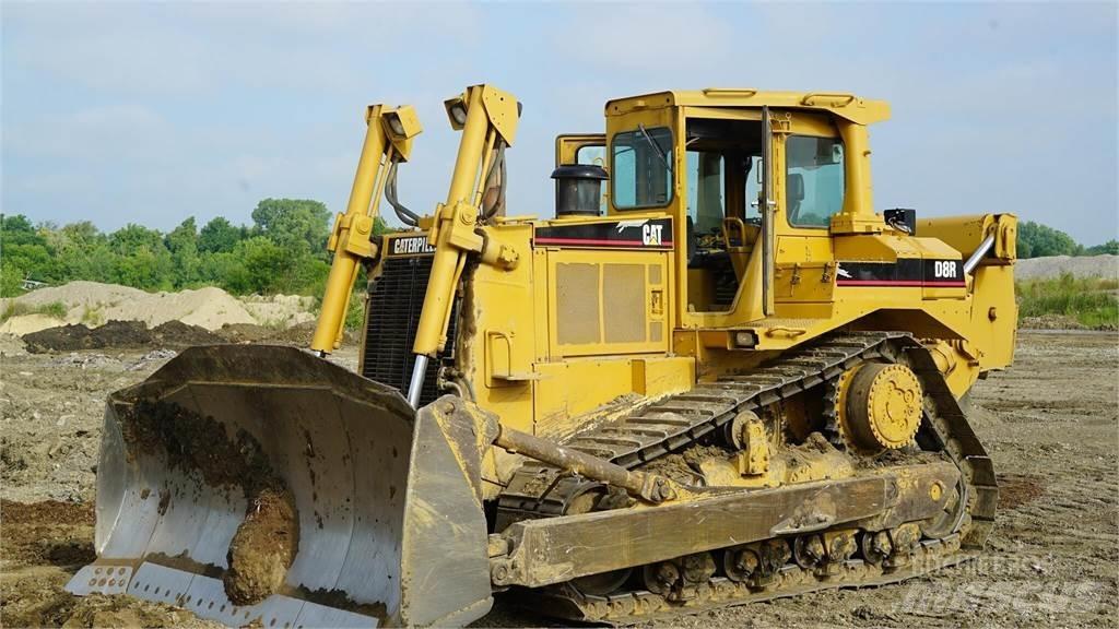 CAT D8R Crawler dozers
