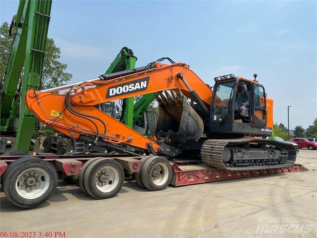 Develon DX350 LCR-7 Crawler excavators